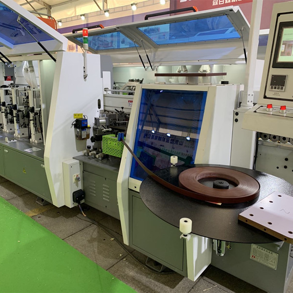 Automatic Edge Banding Machine